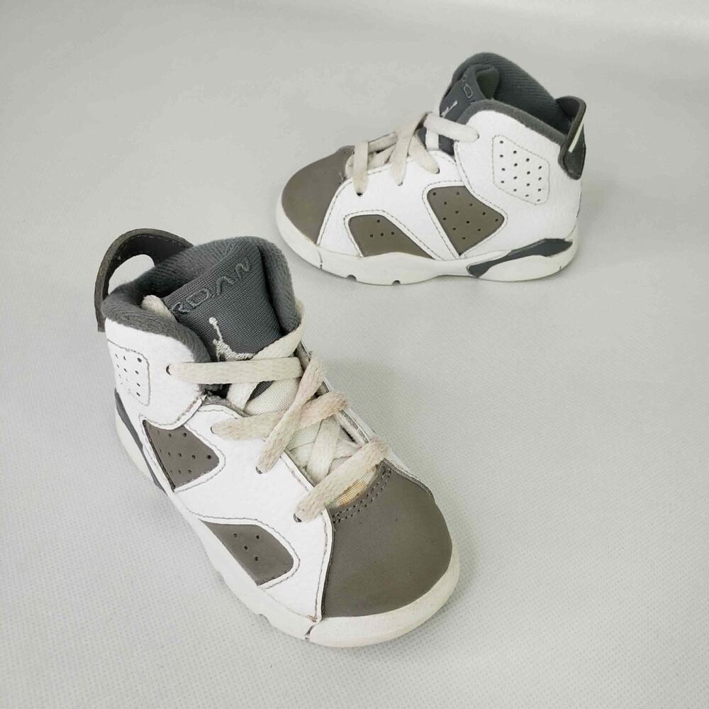Nike Air Jordan 6 Retro Toddler Size 6C White Gray Sneakers Leather